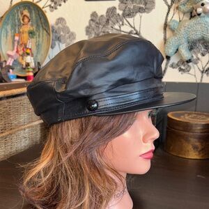 VINTAGE EUC UNION MADE  Seifter Associates Inc black leather Greek fi